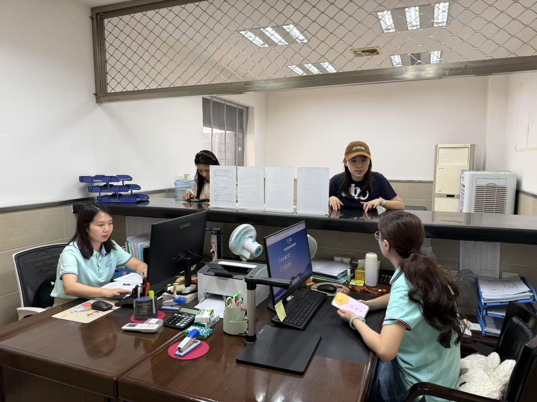 挂图作战、打表推进——楼宇管理中心顺利完成2025年学生宿舍送旧迎新第一阶段工作-重庆大学后勤管理处